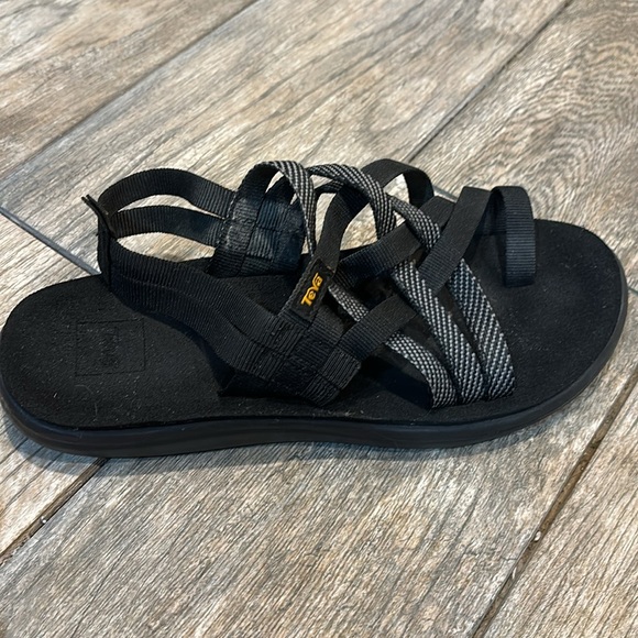 Teva Voya Women’s sandals size 9 - Picture 11 of 14